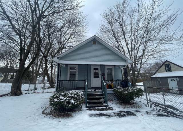 Property at 8 Montour St, Binghamton, NY 13903, 2 beds, 1 bath
