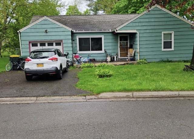 Property at 320 Hoffman Ave, Vestal, NY 13850, 3 beds, 1 bath