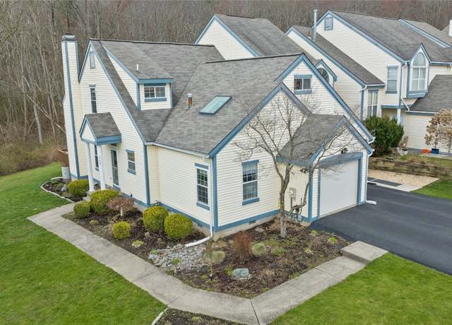 Property at 335 Western Blvd, Endicott, NY 13760, 3 beds, 3.5 baths