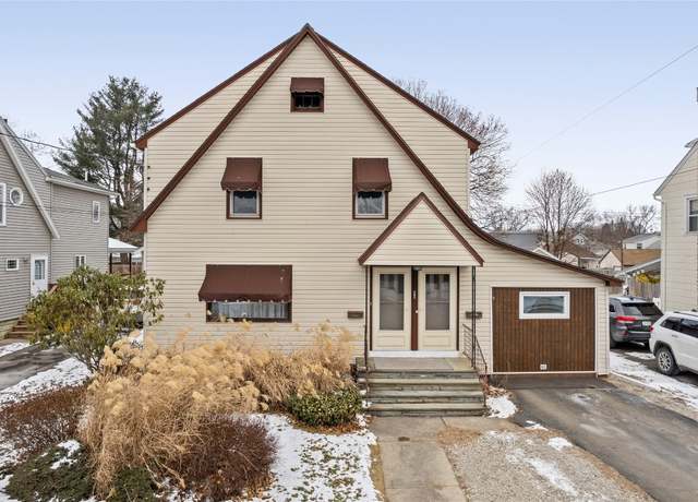 Property at 415 W Franklin St, Endicott, NY 13760, 3 beds, 2 baths