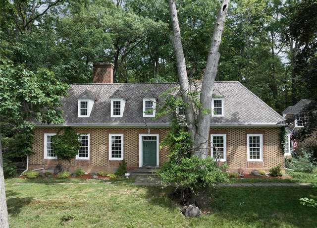 Property at 3701 Pheasant Ln, Endwell, NY 13760, 4 beds, 5 baths