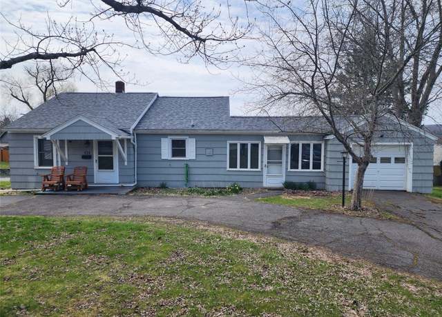 Property at 121 Elwell Ave, Binghamton, NY 13901, 3 beds, 1 bath
