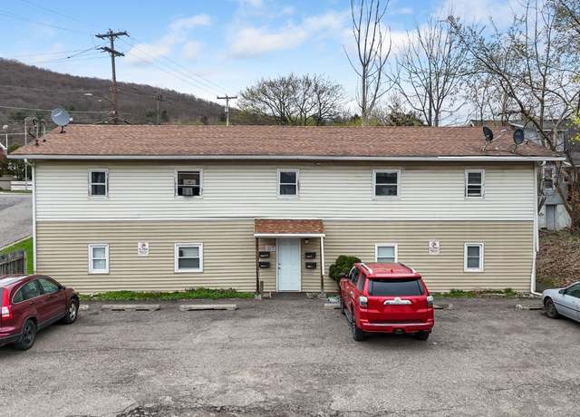 Property at 100 Louisa St, Binghamton, NY 13904, 8 beds, 4 baths