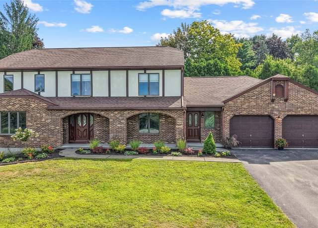 Property at 742 Partridge Pl, Endicott, NY 13760, 4 beds, 2.5 baths