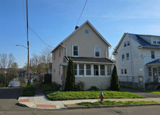 Property at 50 Baxter St, Binghamton, NY 13905, 3 beds, 1 bath
