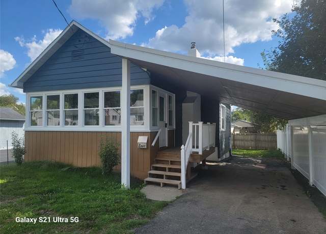 Property at 8 Gray St, Binghamton, NY 13904, 2 beds, 1 bath