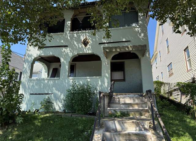 Property at 103 Squires Ave, Endicott, NY 13760, 4 beds, 1 bath