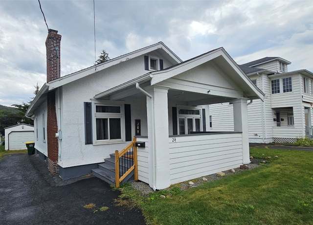 Property at 24 Kirkwood Ave, Binghamton, NY 13901, 3 beds, 1 bath