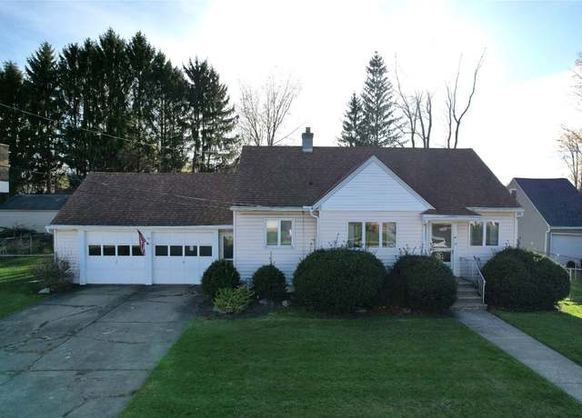 Property at 58 Orchard Ave, Johnson City, NY 13790, 2 beds, 1 bath