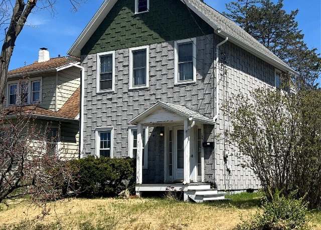 Property at 103 S Washington St, Binghamton, NY 13903, 3 beds, 1.5 baths