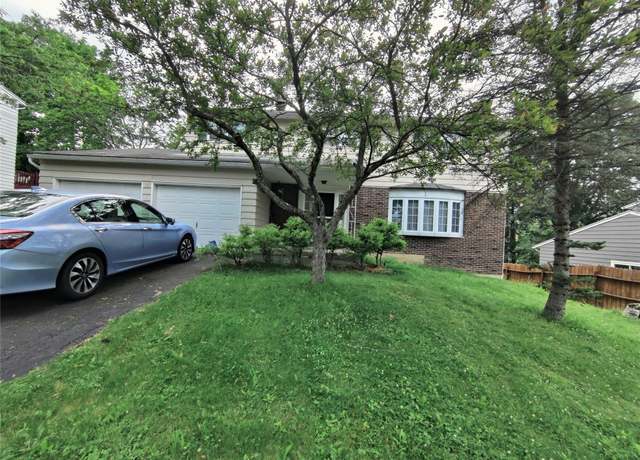 Property at 4201 Marietta Dr, Vestal, NY 13850, 4 beds, 2.5 baths