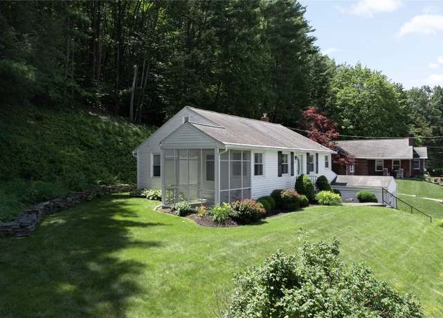 Property at 937 Verna Dr, Vestal, NY 13850, 2 beds, 1 bath
