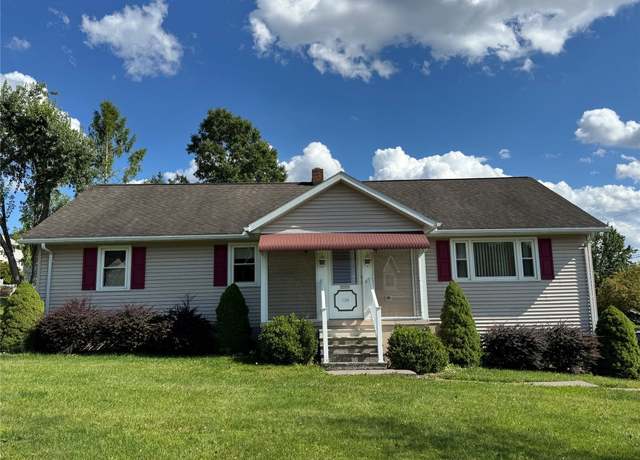 Property at 1124 Reynolds Rd, Johnson City, NY 13790, 3 beds, 2 baths