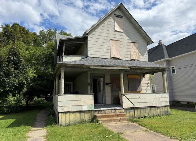 Property at 10 Oliver St, Binghamton, NY 13904, 6 beds, 3 baths