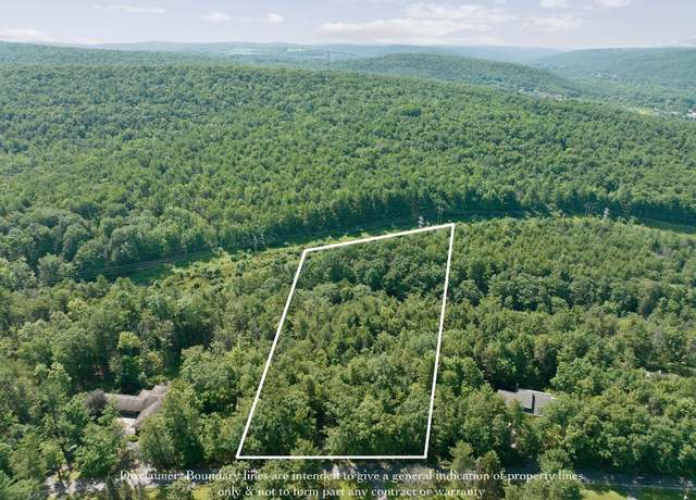 Property at 216 Meeker Rd, Vestal, NY 13850