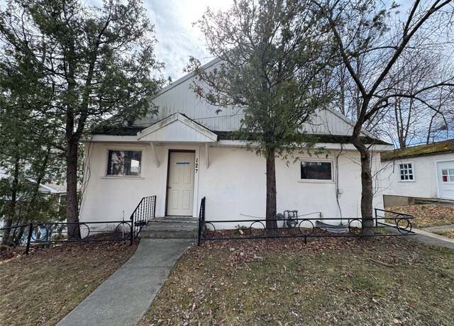 Property at 127 Bermond Ave, Endicott, NY 13760, 3 beds, 2 baths