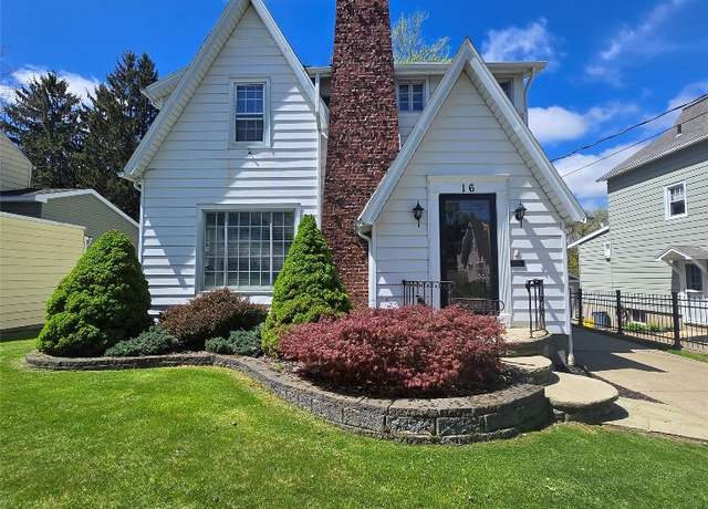 Property at 16 Allendale Rd, Binghamton, NY 13903, 3 beds, 1.5 baths