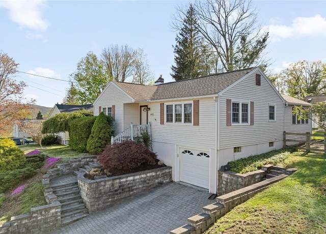 Property at 405 Beckwith Ave, Endicott, NY 13760, 3 beds, 2 baths