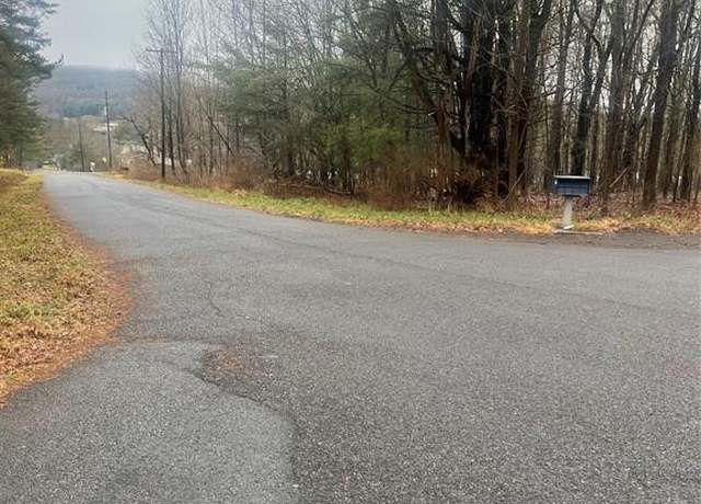 Property at 1981 Reservoir St, Binghamton, NY 13903