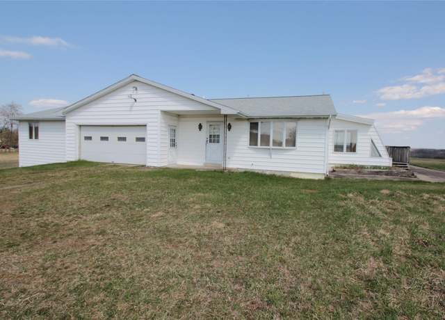 Property at 516 Boswell Rd, Endicott, NY 13760, 3 beds, 2.5 baths