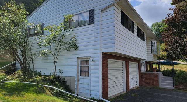 Photo of 4600 Marshall Dr W, Vestal, NY 13850