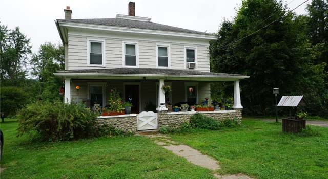 Photo of 2774 Hickory St, Whitney Point, NY 13862