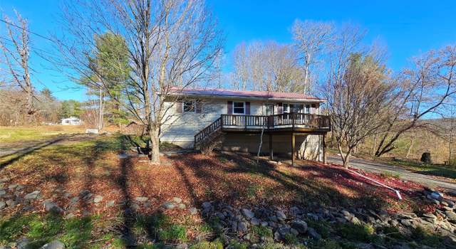 Photo of 30 Castle Dr, Windsor, NY 13865