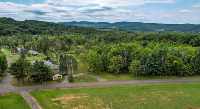 Photo of 609 Jones Rd, Vestal, NY 13850
