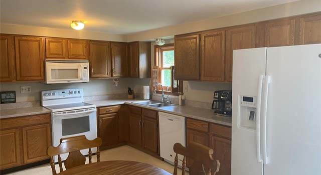Photo of 1416 E Maine Rd, Johnson City, NY 13790