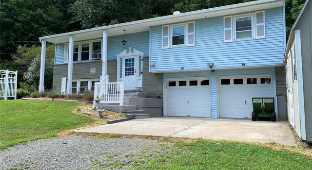 Photo of 184 Sawyer Dr, Owego, NY 13827