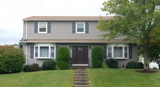 Photo of 5 Oakwood Dr, Apalachin, NY 13732