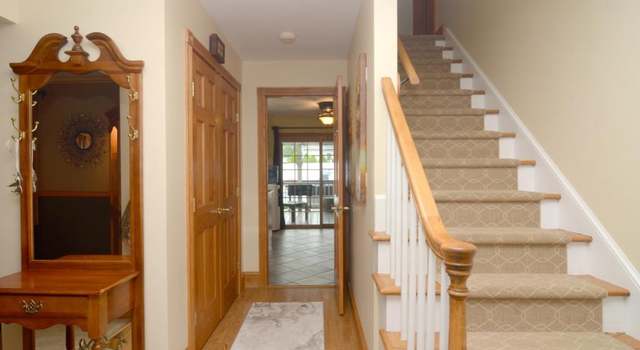 Photo of 5 Oakwood Dr, Apalachin, NY 13732