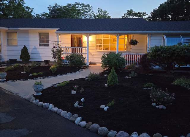 Property at 10 Leroy Ave, Lansing, NY 14882, 3 beds, 3 baths