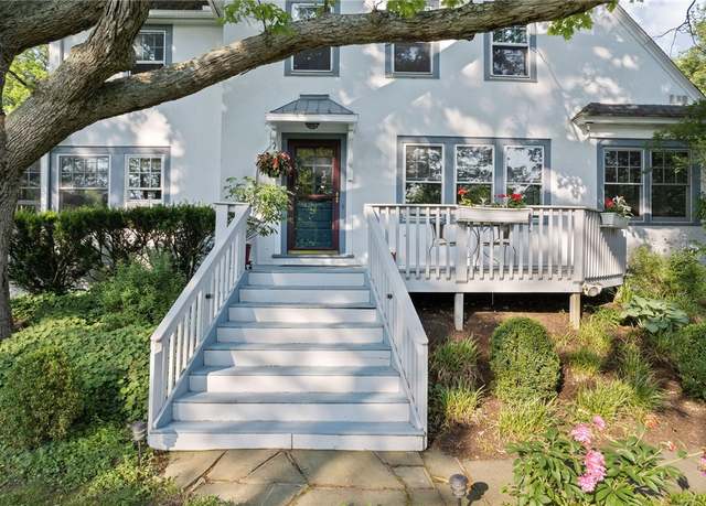 Property at 121 Cayuga Park Rd, Ithaca Town, NY 14850, 4 beds, 3 baths