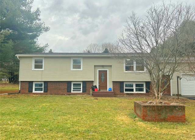Property at 11 Deer Run Rd, Newfield, NY 14867, 6 beds, 2 baths