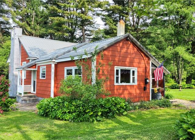 Property at 280 Pleasant Valley Rd, Groton, NY 13073, 2 beds, 1 bath