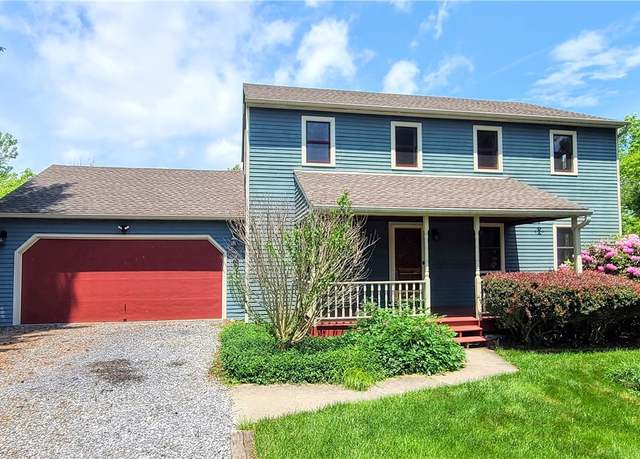 Property at 124 Woolf Ln, Ithaca Town, NY 14850, 3 beds, 2.5 baths