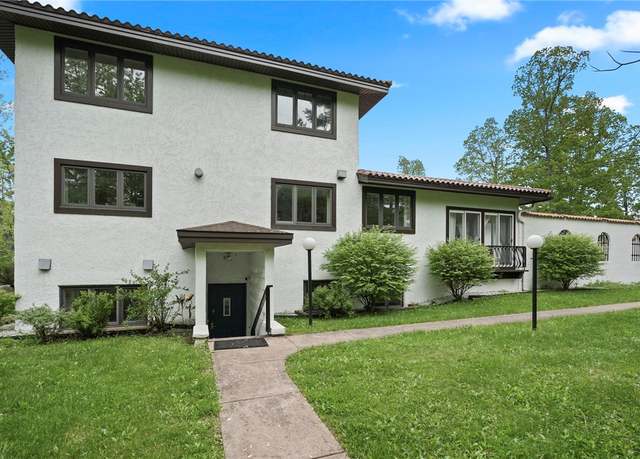 Property at 120 Briarwood Dr, Ithaca Town, NY 14850, 5 beds, 5 baths