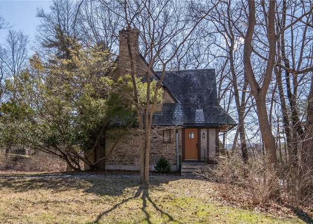 Property at 115 W Upland Rd, Ithaca, NY 14850, 3 beds, 2.5 baths