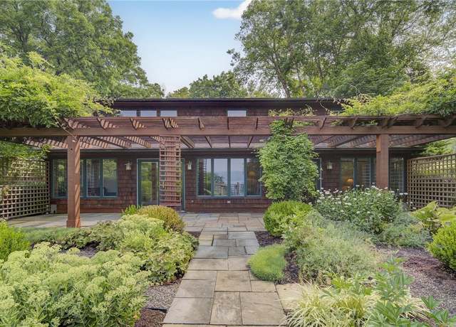 Property at 290 Algerine Rd, Lansing, NY 14882, 4 beds, 3 baths