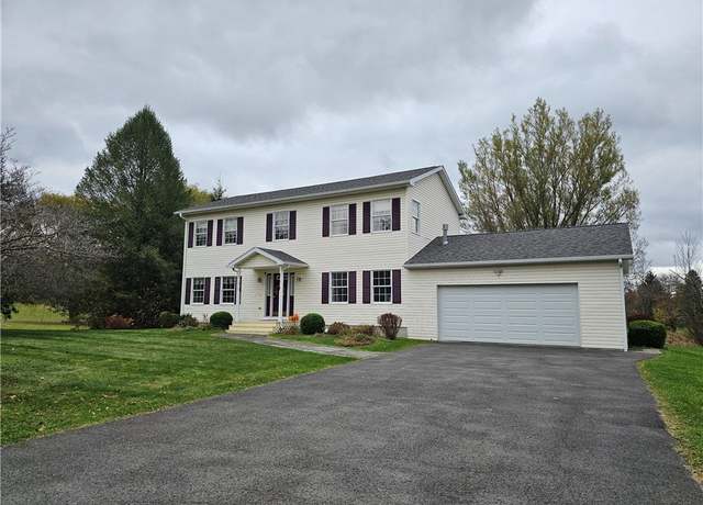 Property at 27 W Meadow Dr, Lansing, NY 14850, 3 beds, 3 baths