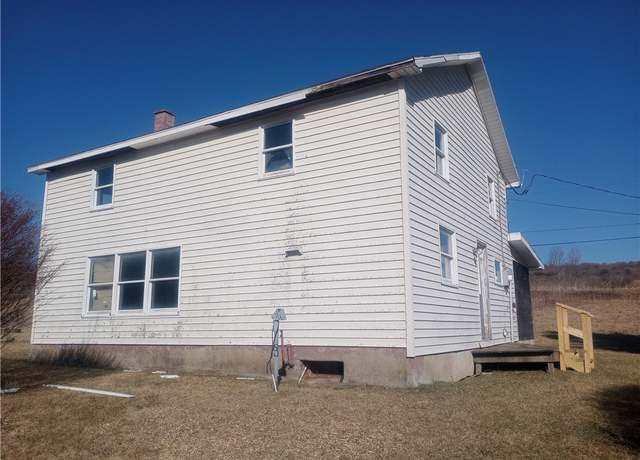 Property at 262 Hugg Rd, Baldwin, NY 14901, 1 bath