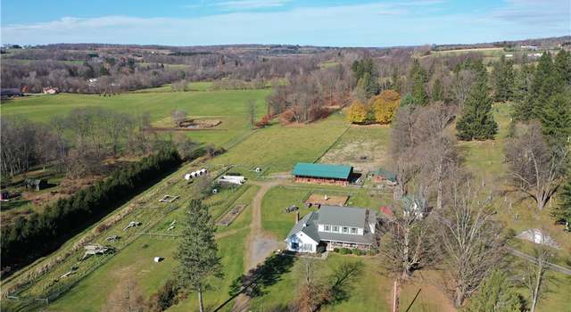 Photo of 10 Cemetery Ln, Groton, NY 13073