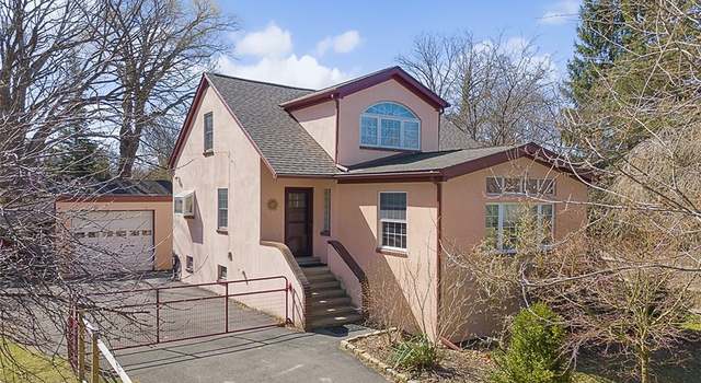 Photo of 109 W York St, Ithaca, NY 14850