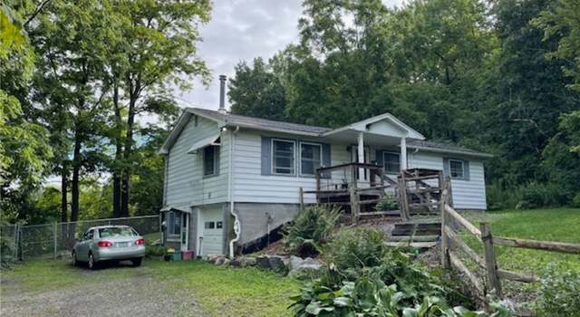Photo of 118 Snyder Hill Rd, Ithaca, NY 14850