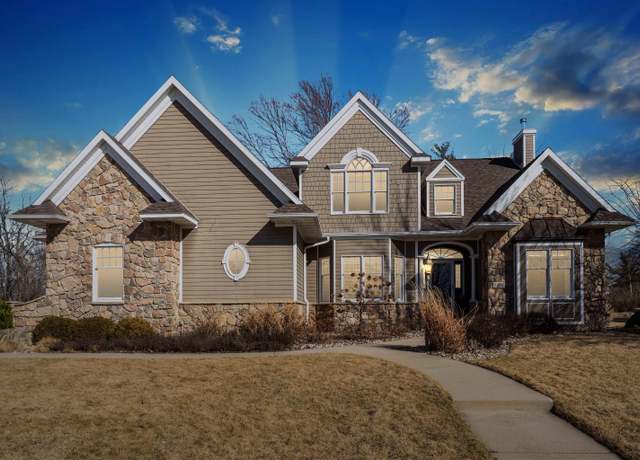 Property at 1205 Eagle Ridge Rd, Cedar Falls, IA 50613, 5 beds, 3.5 baths