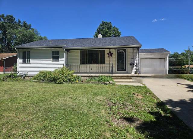 Property at 529 5th Ave Ave SE, Oelwein, IA 50662, 3 beds, 2.5 baths