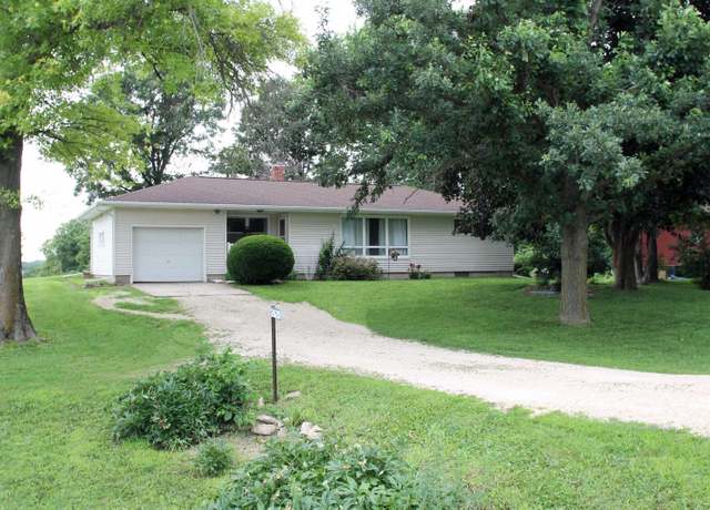 Property at 2620 Joplin Ave, Denver, IA 50622, 3 beds, 2 baths