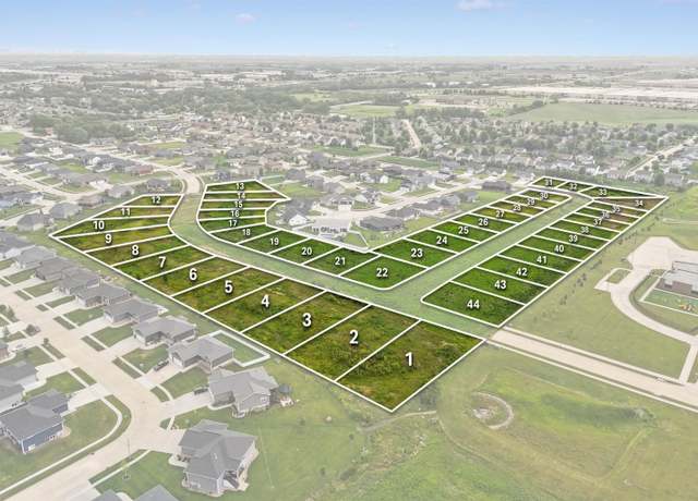 Property at Lot 40 Elizabeth Dr, Cedar Falls, IA 50613