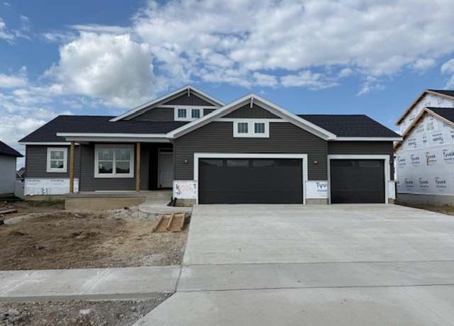 Property at 2825 Autumn Woods Dr, Cedar Falls, IA 50613, 4 beds, 3 baths